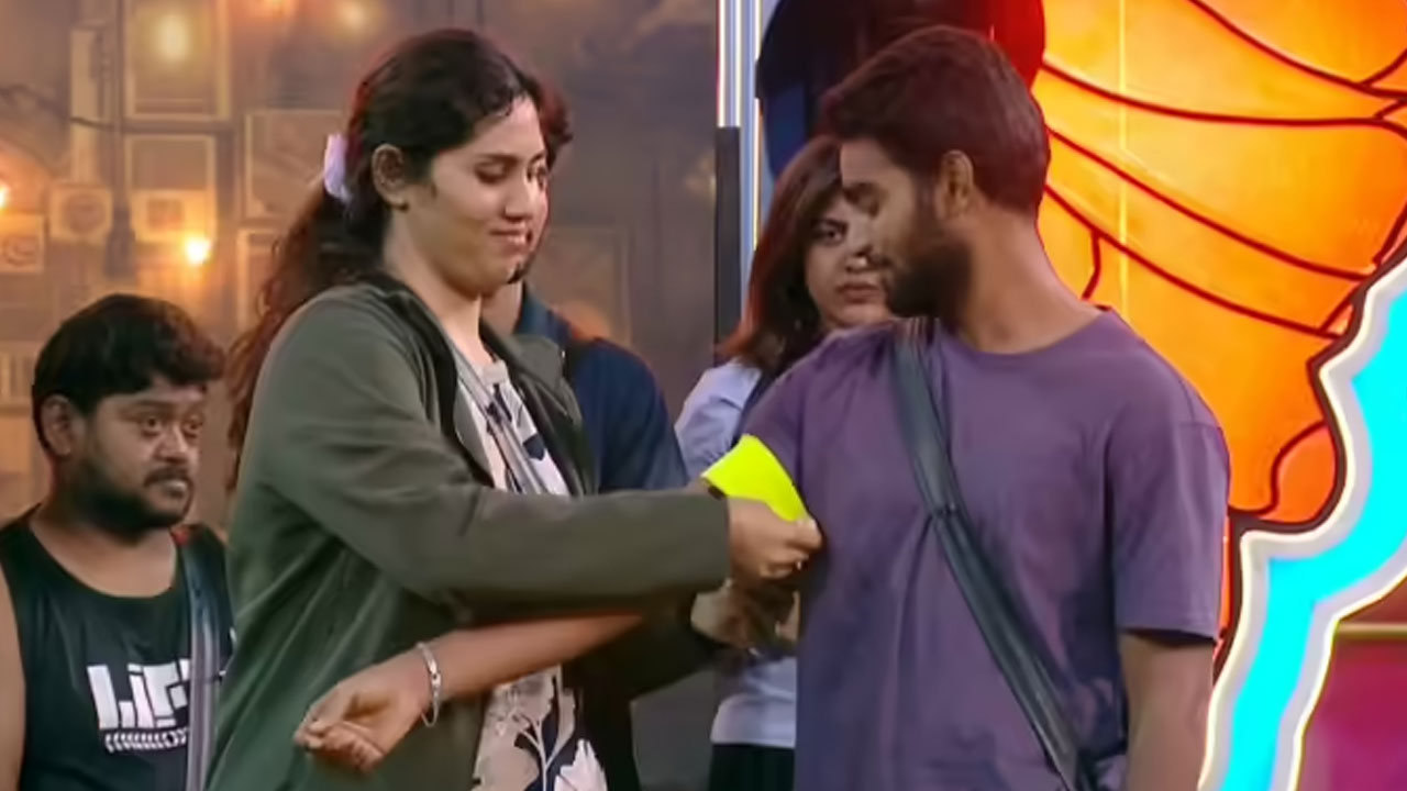 Bigg Boss 9 | త‌నూజ మోసానికి అంతా షాక్.. ఆమెతో బ్యాండ్ క‌ట్టించుకోవ‌డం వెన‌క కార‌ణం ఇదే..!