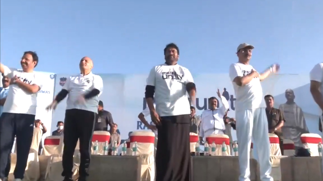 Chiranjeevi | డీప్‌ఫేక్‌ అనేది పెద్ద గొడ్డలిపెట్టు లాంటిది: మెగాస్టార్‌ చిరంజీవి