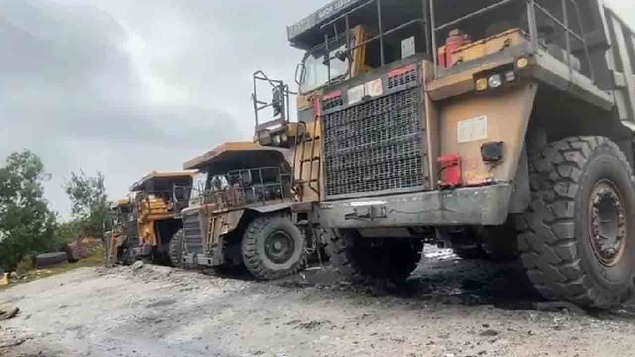 Ramavaram | వర్షంతో ఓపెన్ కాస్ట్‌లో నిలిచిపోయిన బొగ్గు ఉత్పత్తి