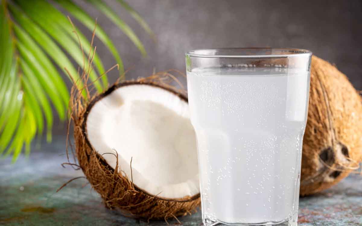 Coconut Water | కొబ్బరినీళ్లను ఎప్పుడో ఒకసారి కాదు, రోజూ తాగాల్సిందే.. ఎందుకంటే..?
