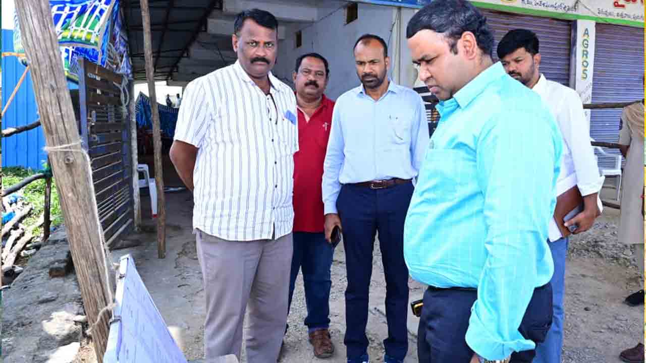 Collector Rahulraj | ప్రలోభాలు లేకుండా ఓటు హక్కు వినియోగించుకోవాలి : కలెక్టర్ రాహుల్ రాజ్