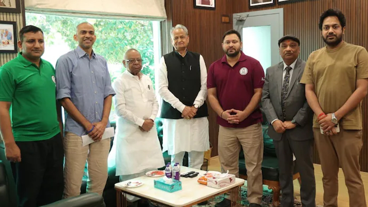 Bihar Elections | కుదిరిన ఏకాభిప్రాయం.. మహాకూటమి సీఎం అభ్యర్థిగా తేజస్వీ యాదవ్‌