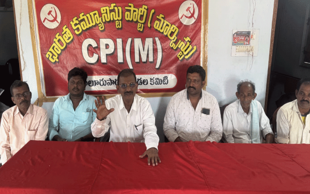 Julurupadu : బీసీ రిజర్వేషన్‌పై బీజేపీకి చిత్తశుద్ధి లేదు : బి.వెంక‌ట్‌