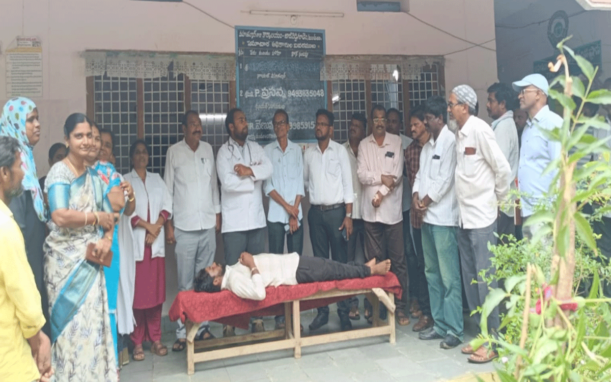 Arvapally : అర్వ‌ప‌ల్లి పీహెచ్‌సీ ఆధ్వ‌ర్యంలో సీపీఆర్‌పై అవ‌గాహ‌న‌