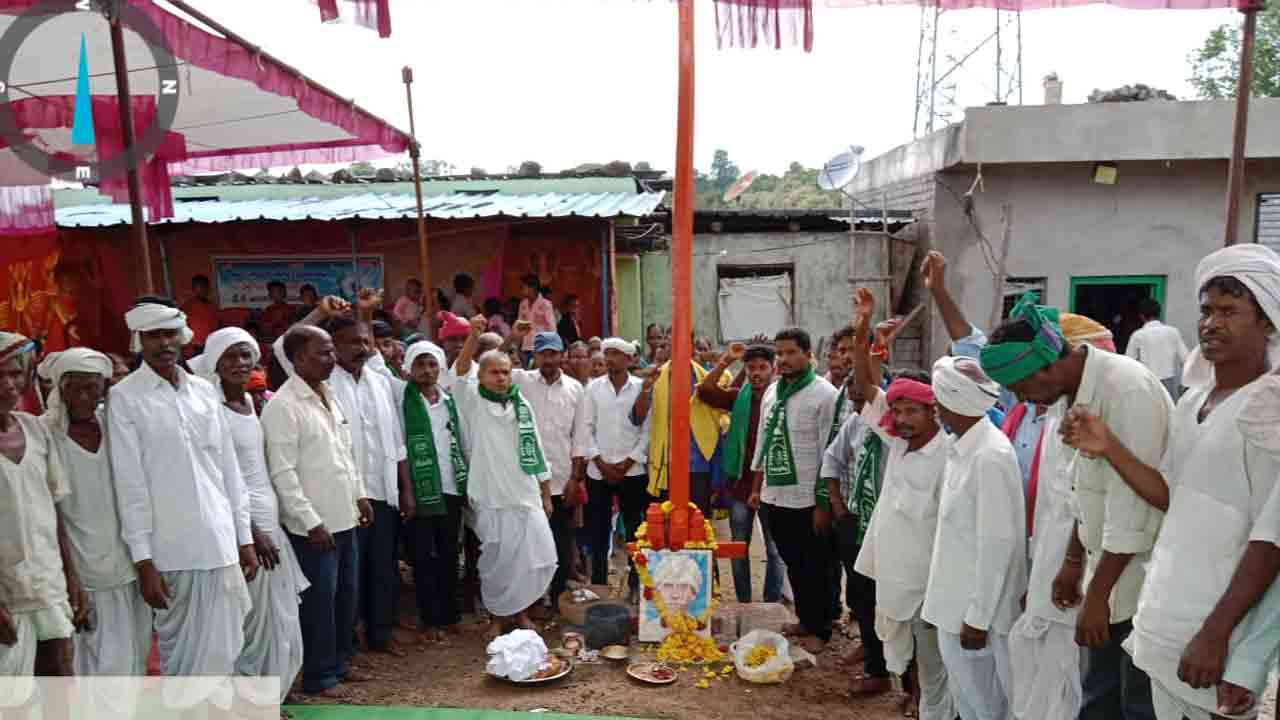 Kumuram Bheem | కుమ్రం భీం పోరాటాన్ని ఆదర్శంగా తీసుకోవాలి : పెందోర్ దాదిరావు