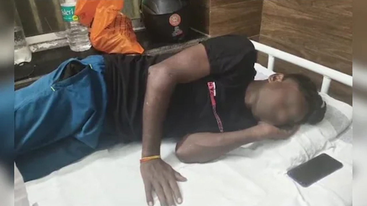 దళితులను కొట్టి మూత్రం తాగించారు.. బీజేపీ పాలిత మధ్యప్రదేశ్‌, యూపీలో దారుణ ఘటనలు