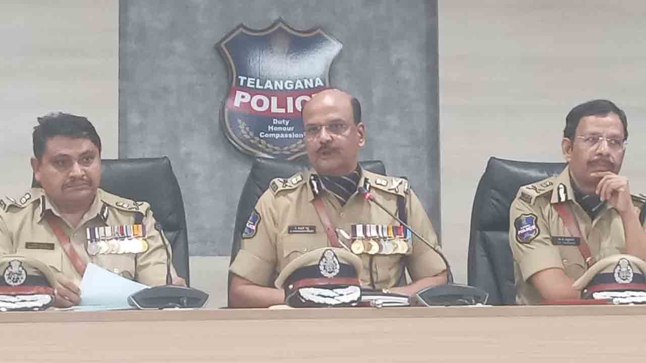 DGP Shivadhar Reddy | నకిలీ వార్తల ప్రచారం, వ్యక్తిత్వ హననం చేస్తే కఠిన చర్యలు: డీజీపీ శివధర్‌ రెడ్డి