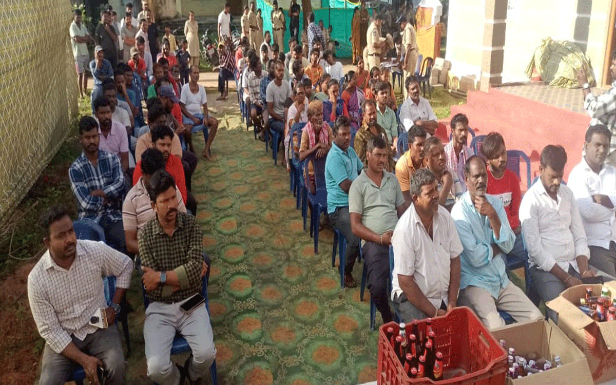 Ramavaram : డ్రగ్స్‌పై యుద్ధంలో ప్రజలు భాగస్వాములు కావాలి : డీఎస్పీ అబ్దుల్ రెహమాన్