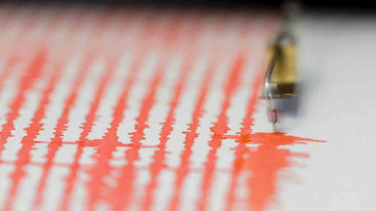 Earthquake | ఫిలిప్పీన్స్‌లో భారీ భూకంపం.. సునామీ హెచ్చరికలు జారీ.. వీడియో