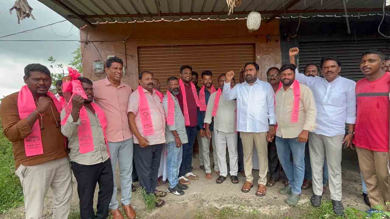 BRS | కాంగ్రెస్ పార్టీ విధానలు నచ్చకనే బీఆర్ఎస్లో చేరికలు : మాజీ మంత్రి ఎర్రబెల్లి