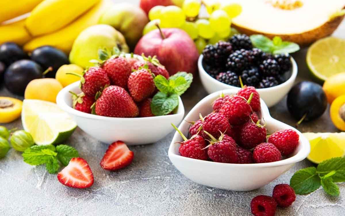 Fruits For Heart Health | మీకు హార్ట్ ఎటాక్ రావొద్దు అన్నా.. గుండె ఆరోగ్యంగా ఉండాలన్నా.. ఈ పండ్లను రోజూ తినండి..!