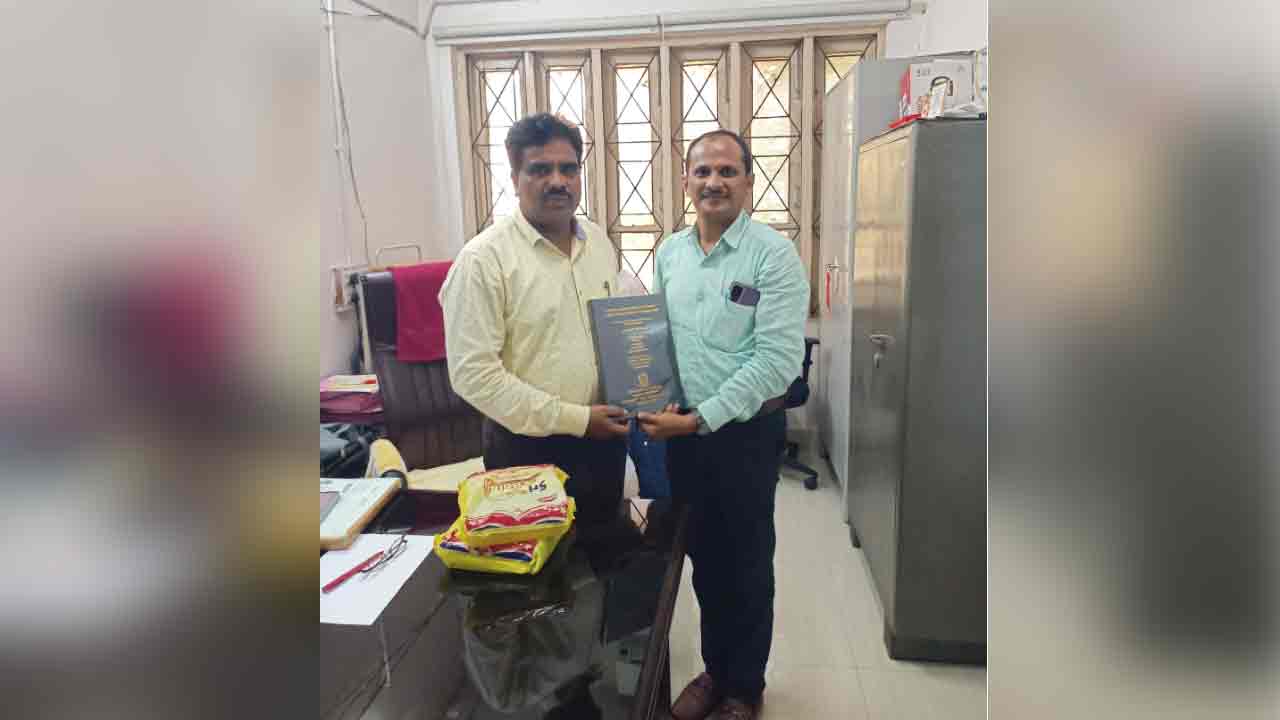 OU PhD | గట్టయ్యకు ఓయూ డాక్టరేట్‌