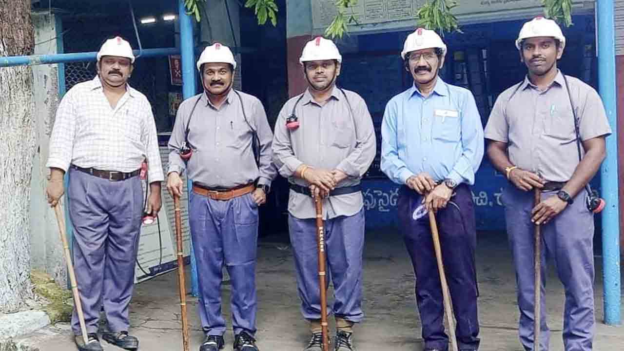 Kasipeta | రక్షణతో కూడిన ఉత్పత్తి సాధించాలి : జీఎం ఎన్. రాధాకృష్ణ