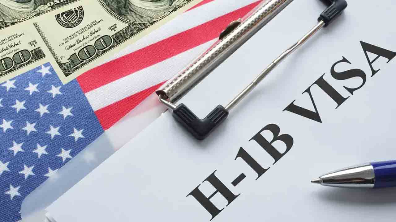 హెచ్‌1బీ వీసాదారుల… జీవిత భాగస్వామి కూడా పనిచేయొచ్చు!