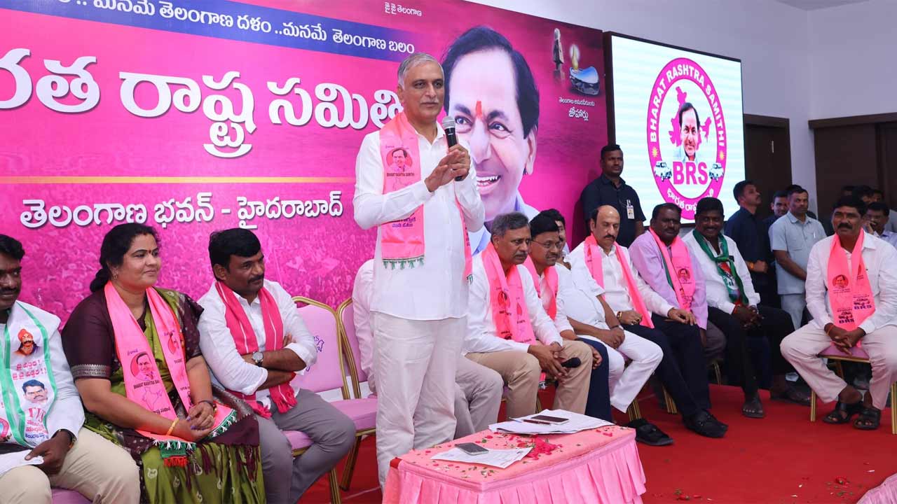 Harish Rao | ఇంట్లో ఈగల మోత.. బయట పల్లకిల మోత.. కాంగ్రెస్పై హరీశ్రావు సెటైర్లు
