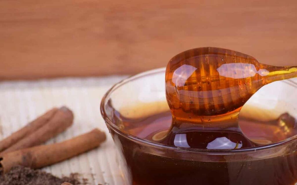 Honey And Cinnamon