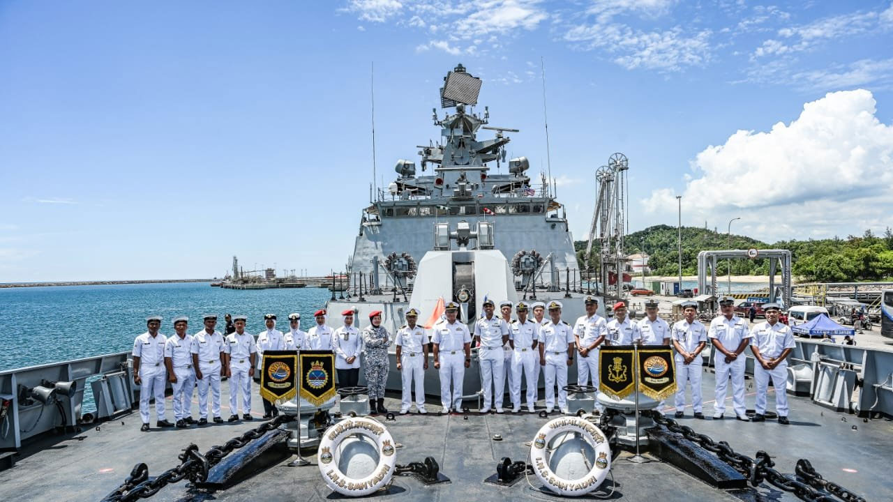 INS Sahyadri: ద‌క్షిణ చైనా స‌ముద్రంలో ఐఎన్ఎస్ స‌హ్య‌ద్రి మోహ‌రింపు