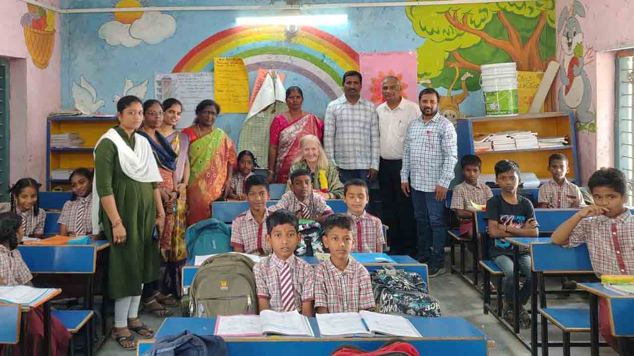 Jagadgirigutta | సేవకు సరిహద్దులు లేవు : విద్యావేత్తలు