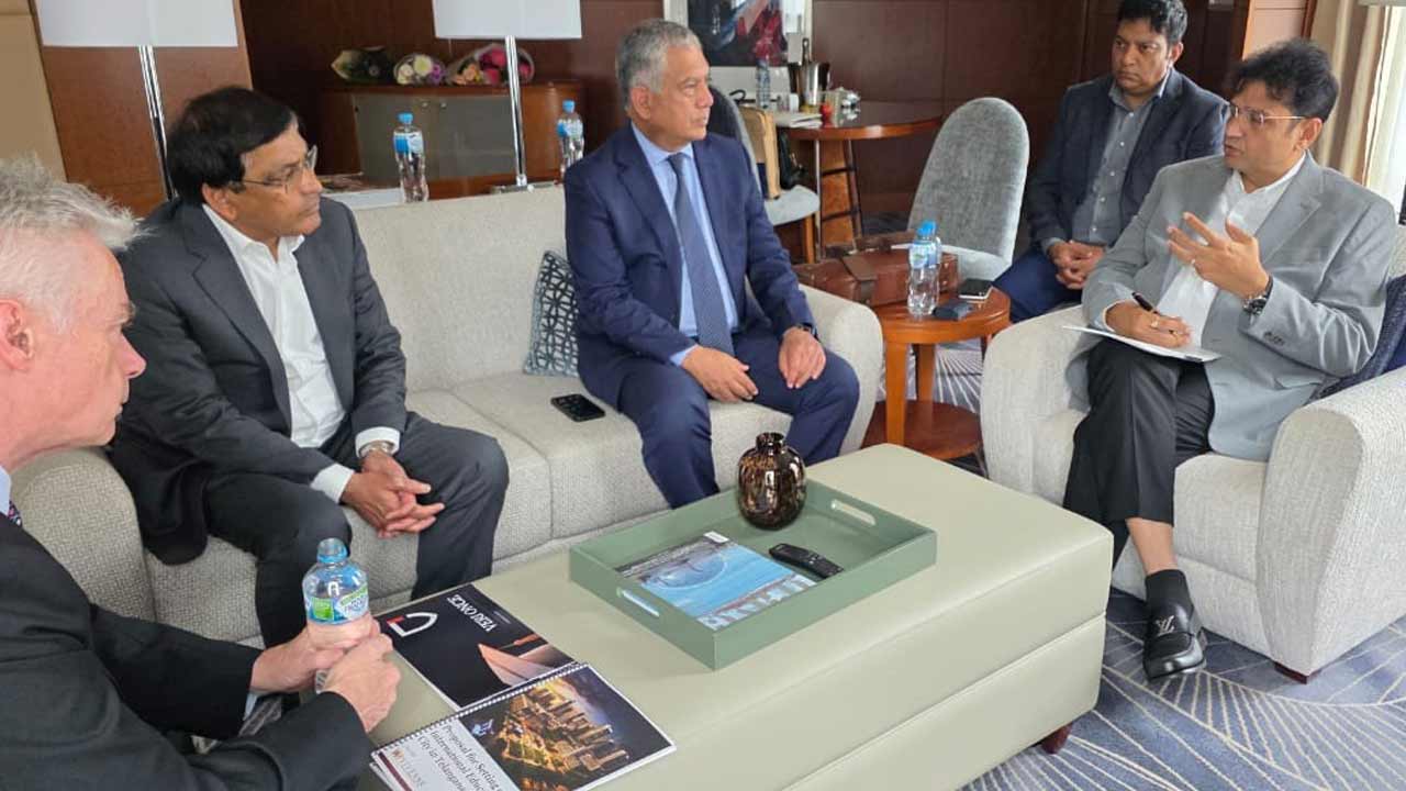 పెట్టుబడులు పెట్టండి