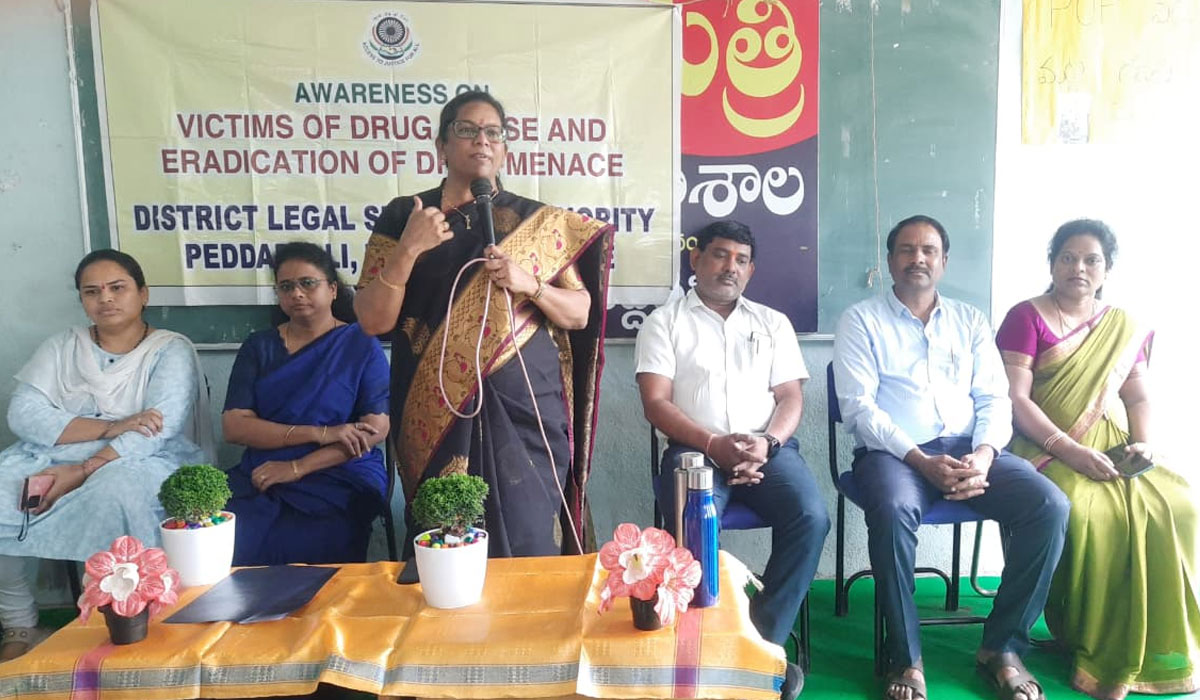 Peddapally | లక్ష్యంతో చదివితేనే ఉజ్వల భవిష్యత్.. పెద్దపల్లి జిల్లా ప్రధాన న్యాయమూర్తి సునీత