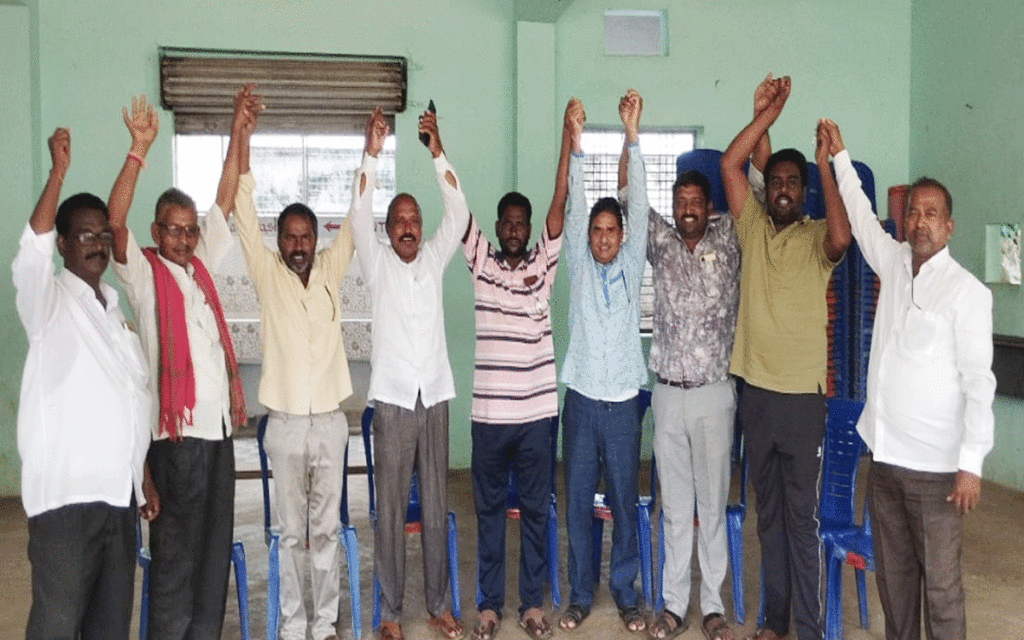 Julurupadu : 'రేపటి బీసీ బంద్‌ను జయప్రదం చేయాలి'