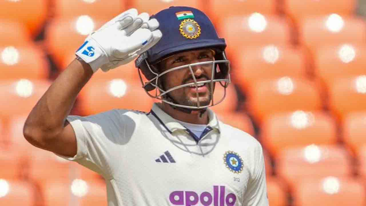 Dhruv Jurel | టెస్టుల్లో తొలి సెంచరీ.. భారత సైనికులకు అంకితమిచ్చిన జురెల్.. వీడియో