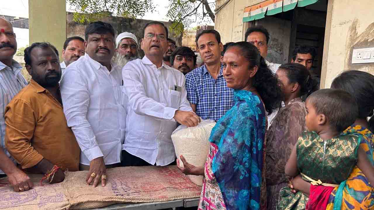 MLA Kaleru | వరద బాధితులకు అండగా ఉంటాం : ఎమ్మెల్యే కాలేరు వెంకటేశ్‌