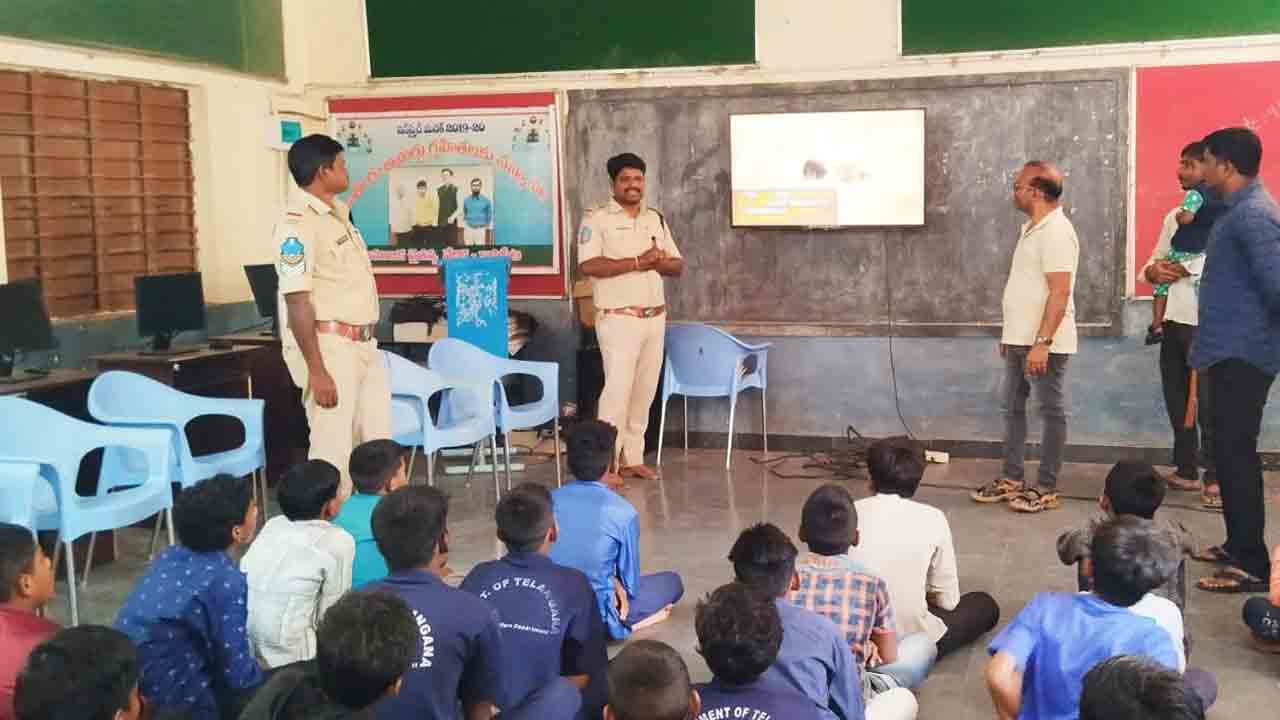 Kasipet | వన్య ప్రాణుల సంరక్షణ అందరి బాధ్యత : డిప్యూటీ ఫారెస్ట్ రేంజర్ బి. ప్రవీణ్ నాయక్