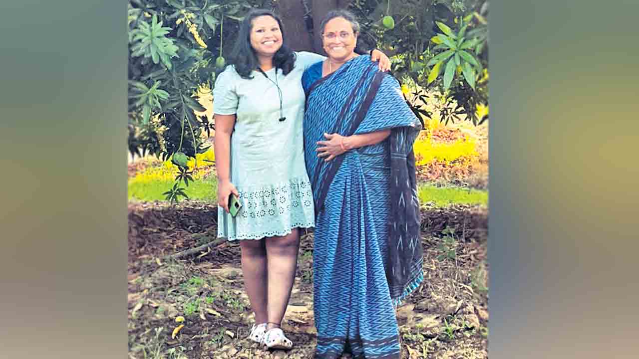 Keerthi Priya Family