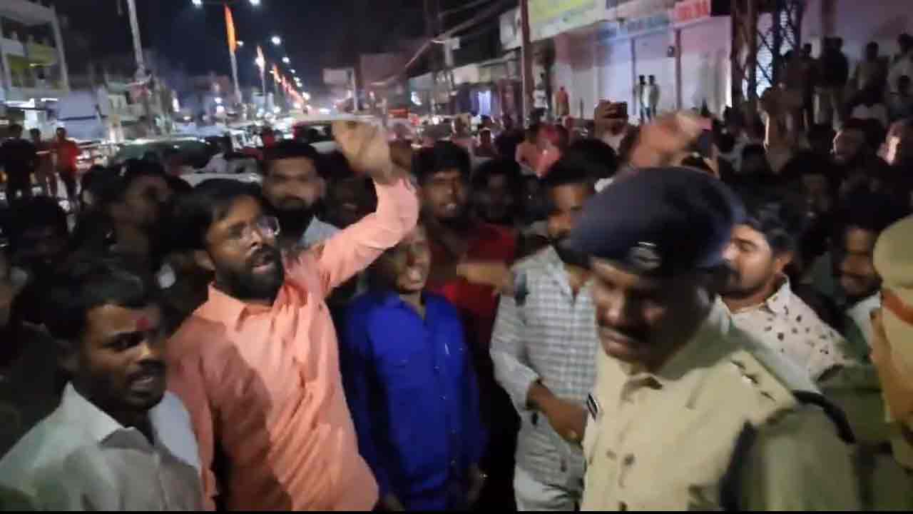 Kodangal | రేవంత్ రెడ్డి మీద తిర‌గ‌బ‌డ్డ కొడంగ‌ల్ ప్ర‌జ‌లు.. వీడియో