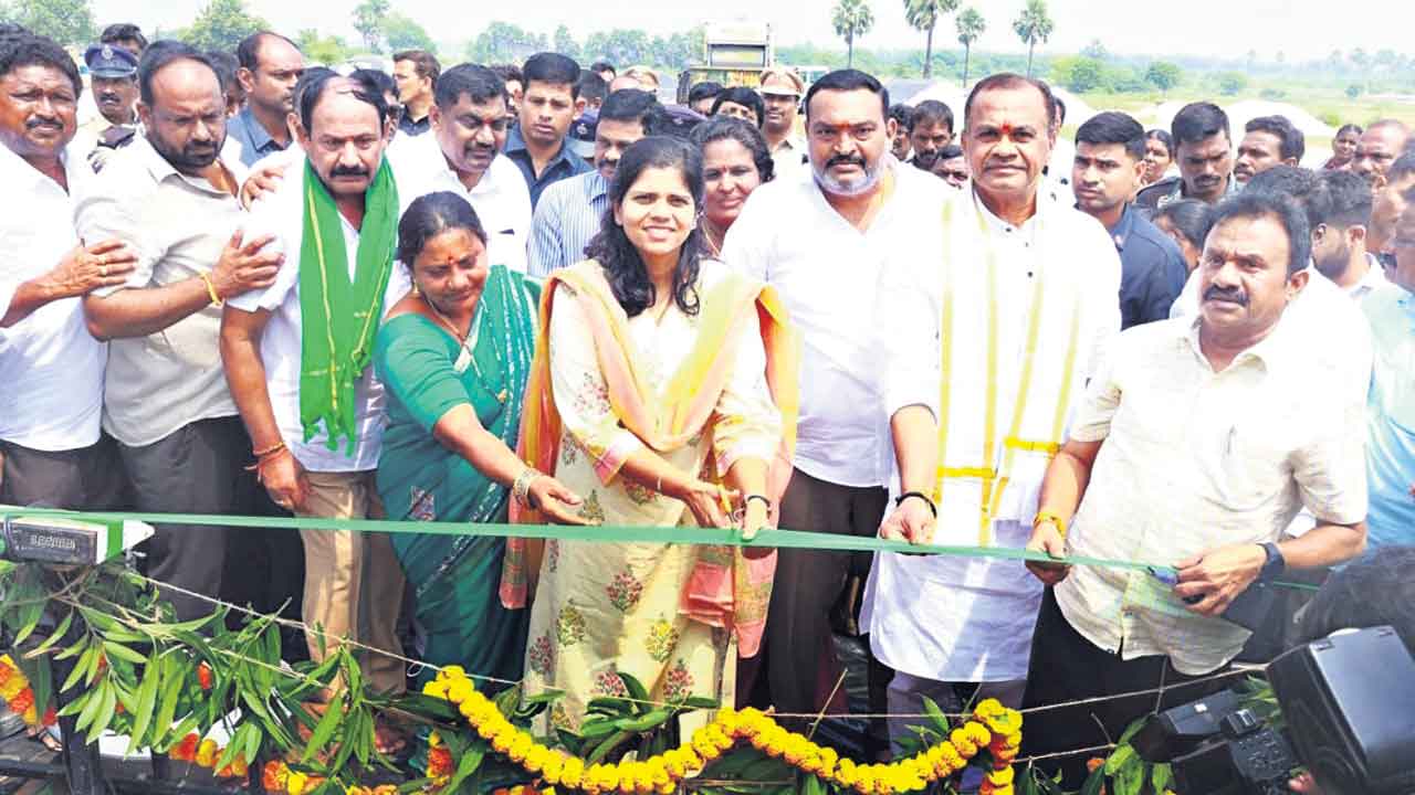 ధాన్యం అమ్మిన 72 గంటల్లో డబ్బులు జమ