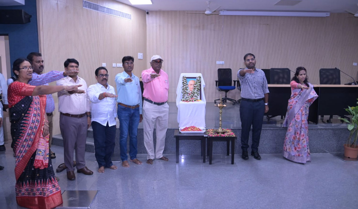 Collector Koya Sri Harsha | దేశ సమగ్రతకు ప్రతీ ఒక్కరూ పాటుపడాలి.. పెద్దపల్లి కలెక్టర్ కోయ శ్రీ హర్ష