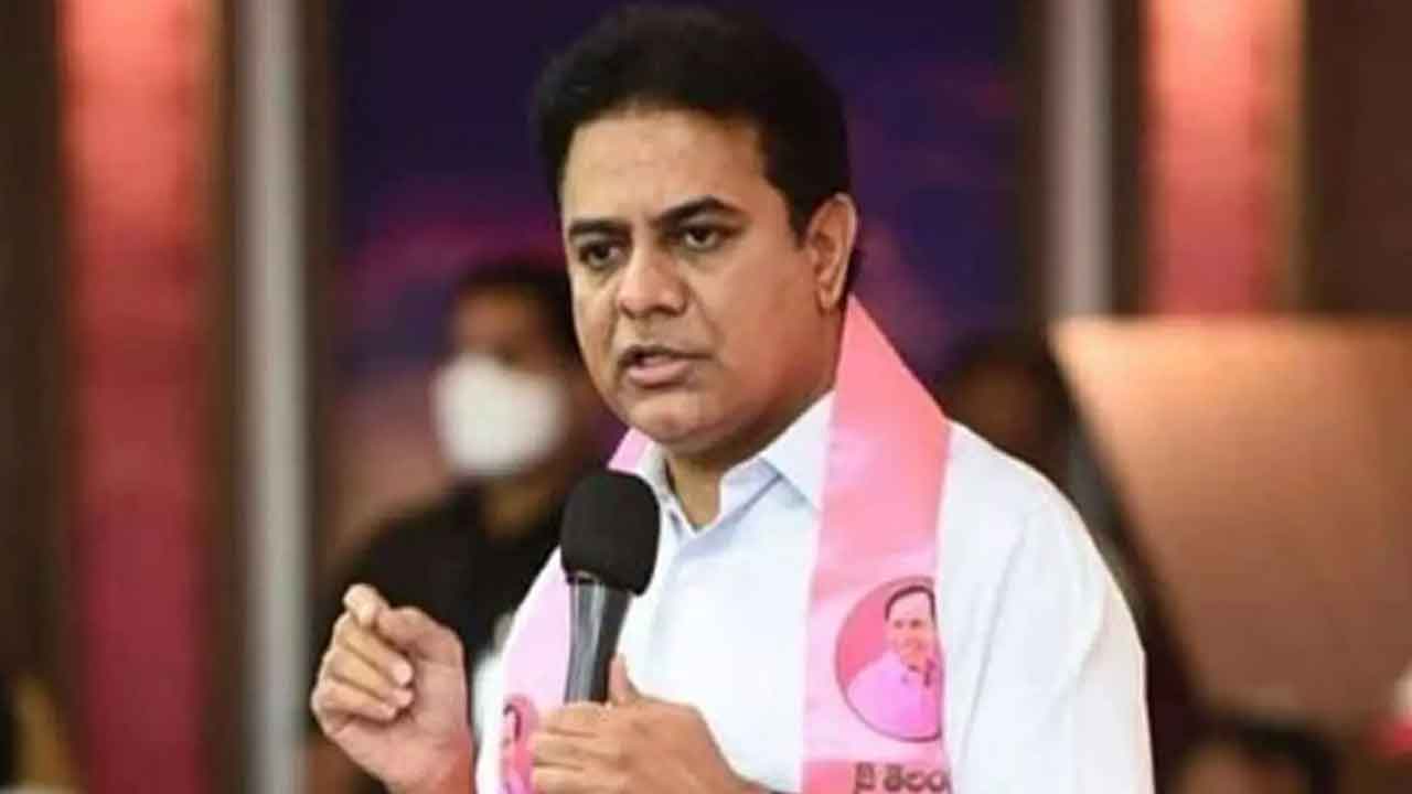కుమ్రంభీం స్ఫూర్తితో కేసీఆర్ పాలన