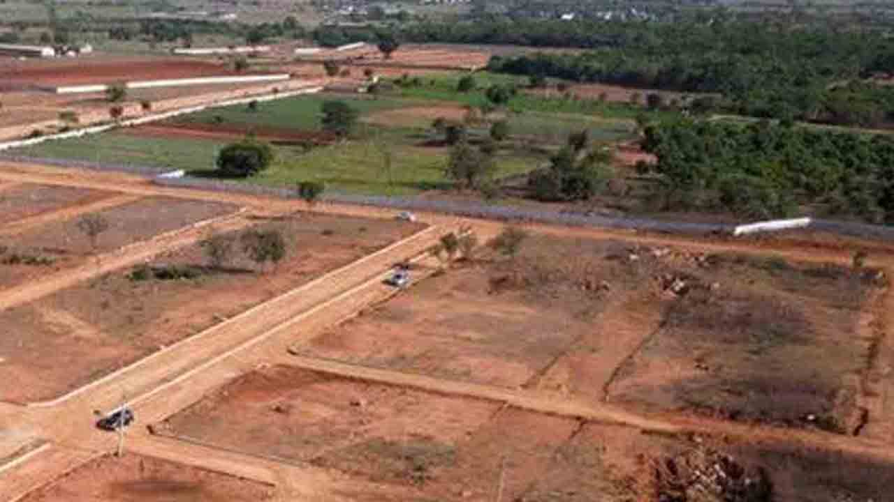 కొండాపూర్‌ భూములు సర్కార్‌వే