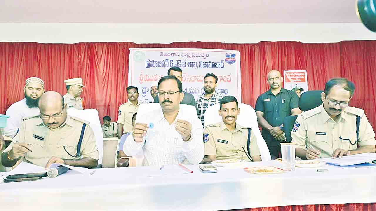మద్యం షాపుల లక్కీడ్రా పూర్తి