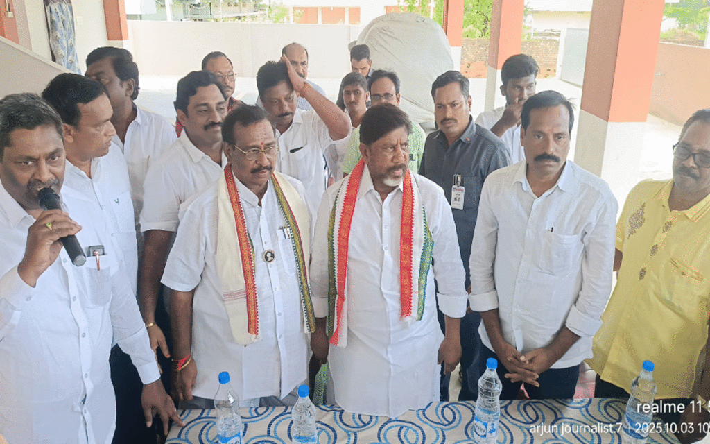 Madhira : 'ఆర్యవైశ్య కార్పొరేషన్‌కు నిధులు కేటాయించాలి'