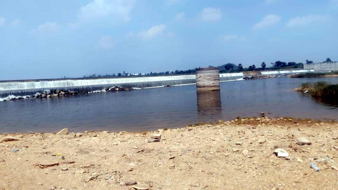 Sircilla | సిరిసిల్లలో దావత్‌లకు స్పాట్‌గా మారిన చెక్‌డ్యాంలు.. నిఘా వైఫల్యంతో తరచూ ప్రమాదాలు