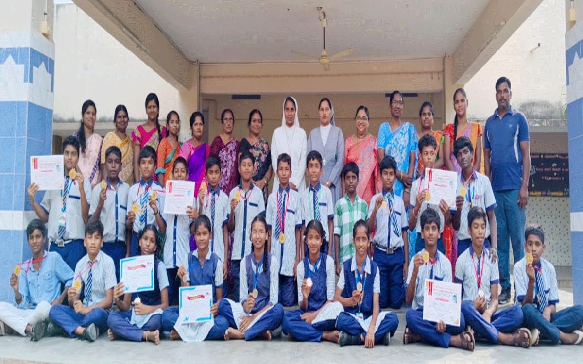 Chandur : రాష్ట్ర‌స్థాయి క్రీడా పోటీల్లో మరియానికేత‌న్ విద్యార్థుల ప్ర‌తిభ‌