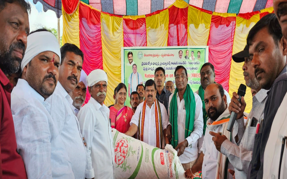 Devarakonda Rural : సబ్సిడీ విత్తనాలను రైతులు సద్వినియోగం చేసుకోవాలి : ఎమ్మెల్యే బాలునాయక్