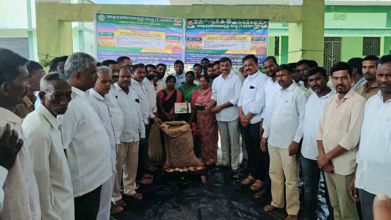 mla kotha prabhakar reddy | కేసీఆర్ ప్రాజెక్టులు నిర్మిస్తే.. మీరు కాలువల పూడిక కూడా తీయరా.? : ఎమ్మెల్యే కొత్త ప్రభాకర్ రెడ్డి