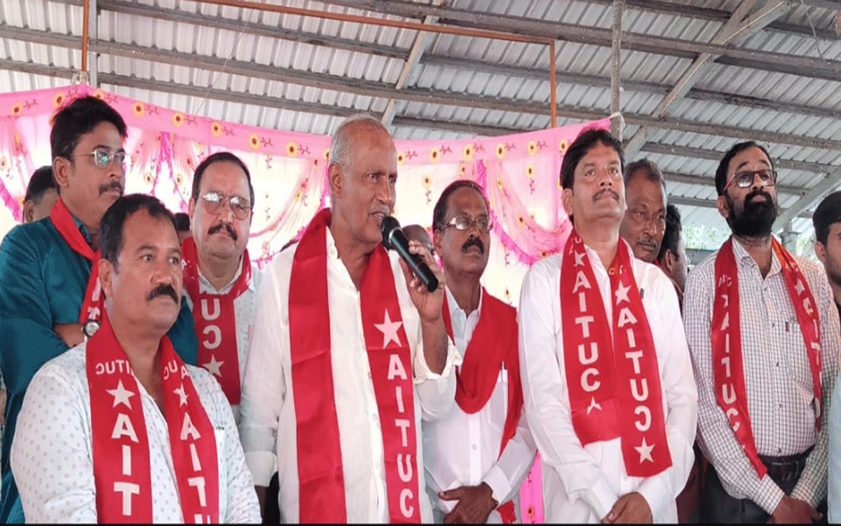 Ramavaram : ‘సింగరేణి కార్మికుల సమస్యలపై మడమ తిప్పేది లేదు’