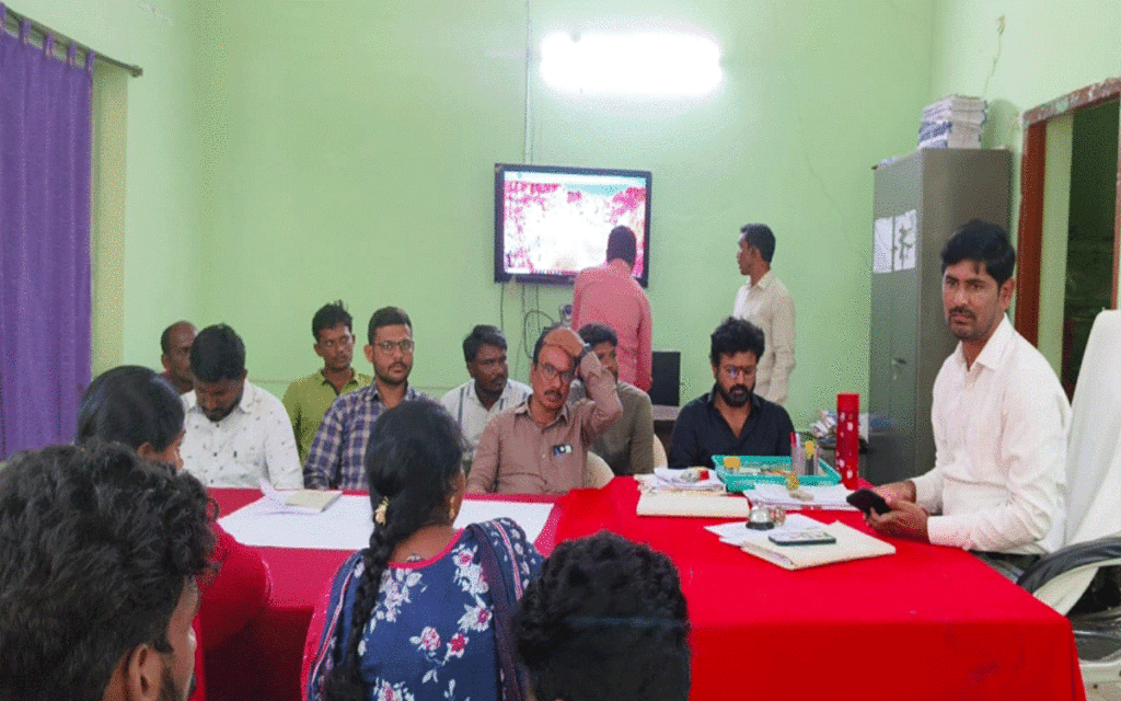 Penpahad : మెగా జాబ్ మేళాను సద్వినియోగం చేసుకోవాలి : తాసీల్దార్ లాలూ నాయక్
