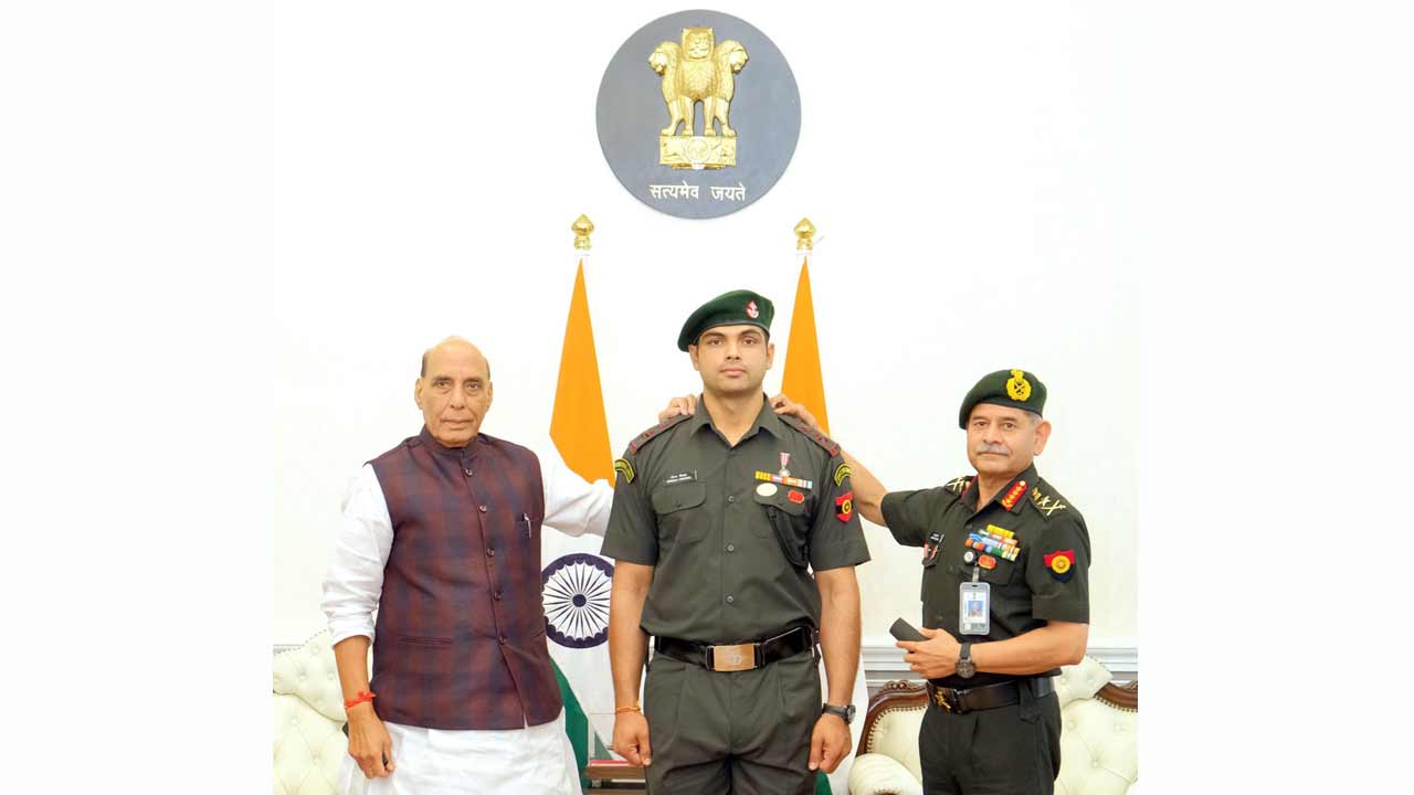 నీరజ్‌కు కర్నల్‌ హోదా