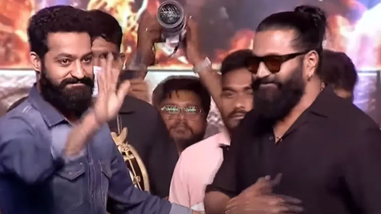 NTR | ఊహ‌కంద‌ని అద్భుతాన్ని సృష్టించాడు.. కాంతార చాప్ట‌ర్‌1పై ఎన్టీఆర్ రివ్యూ