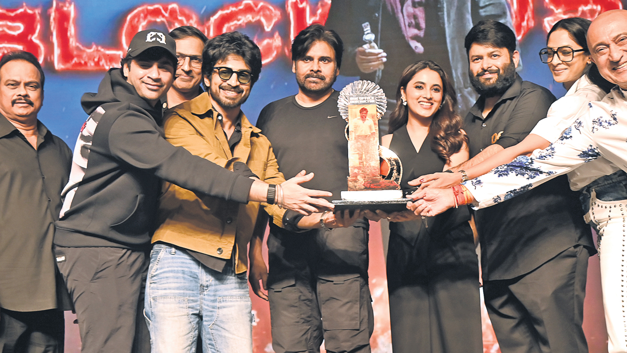 సమైక్యతను పెంచే గొప్ప కళ సినిమా