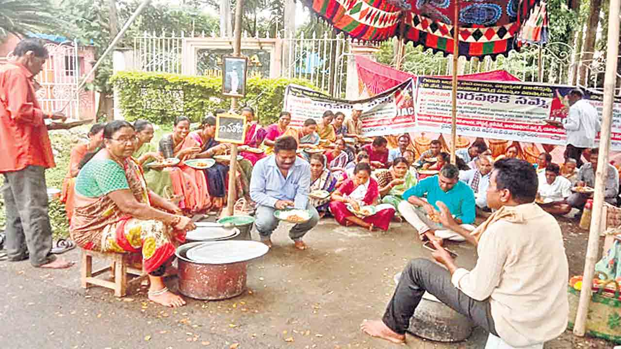 హామీలు నెరవేర్చాల్సిందే..