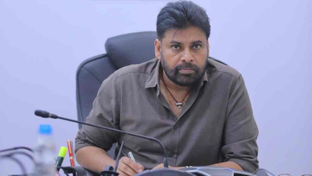 Pawan Kalyan | మొంథా తుపానుపై పిఠాపురంలో అప్రమత్తత.. గంట గంటకు సమీక్షిస్తున్న పవన్ కల్యాణ్