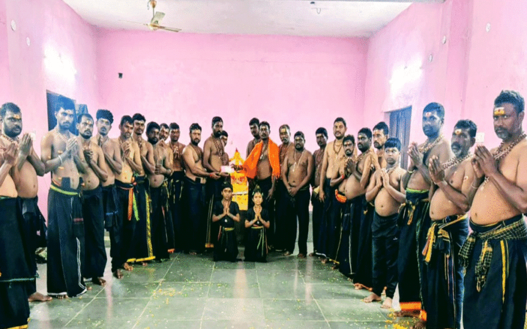 Penpahad : అయ్యప్ప స్వామి ఆలయ నిర్మాణానికి రూ.2 లక్షల విరాళం