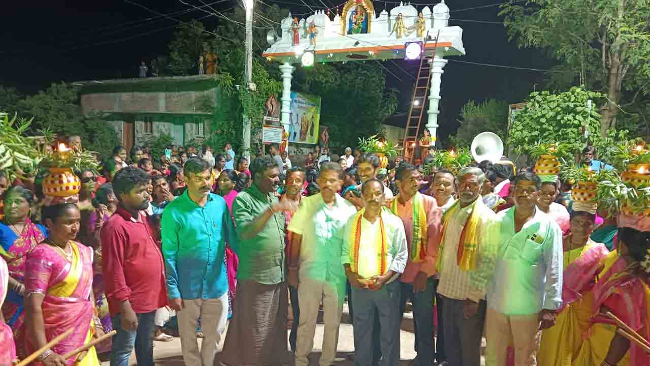 Pochamma Thalli Utsavalu | పోతిరెడ్డి పేటలో ఘనంగా పోచమ్మ తల్లి ఉత్సవాలు