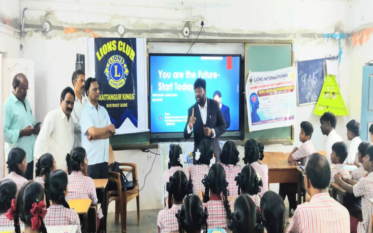 Kattangur : పాఠశాల స్థాయిలోనే లక్ష్యాలను ఏర్పచుకోవాలి : ప్రవీణ్ కుమార్